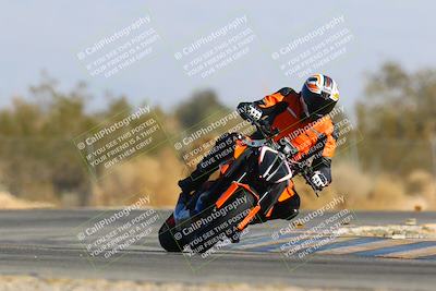 media/Jan-14-2024-SoCal Trackdays (Sun) [[2e55ec21a6]]/Turn 2 (1025am)/